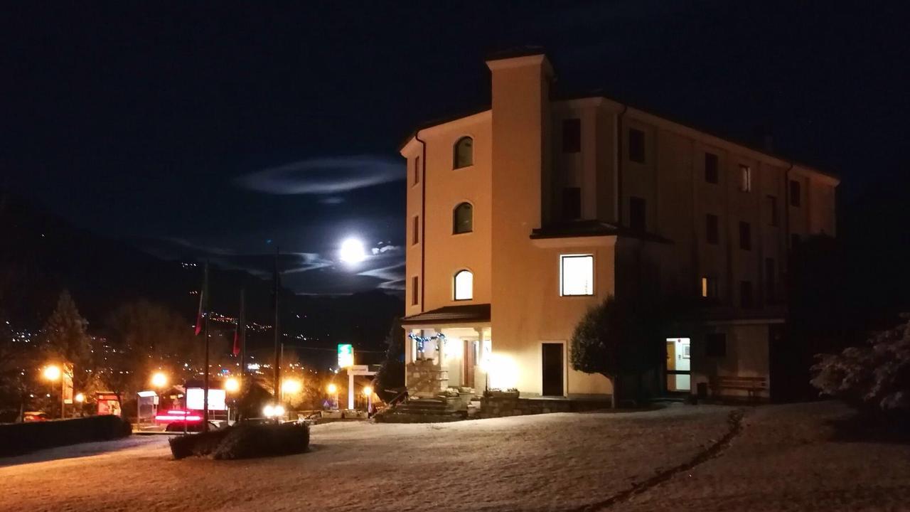 Hotel Diana Jardin Et Spa Aosta Exterior photo